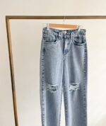 Jean Wide Leg Rígido – Detalles Rotos - Imagen 4